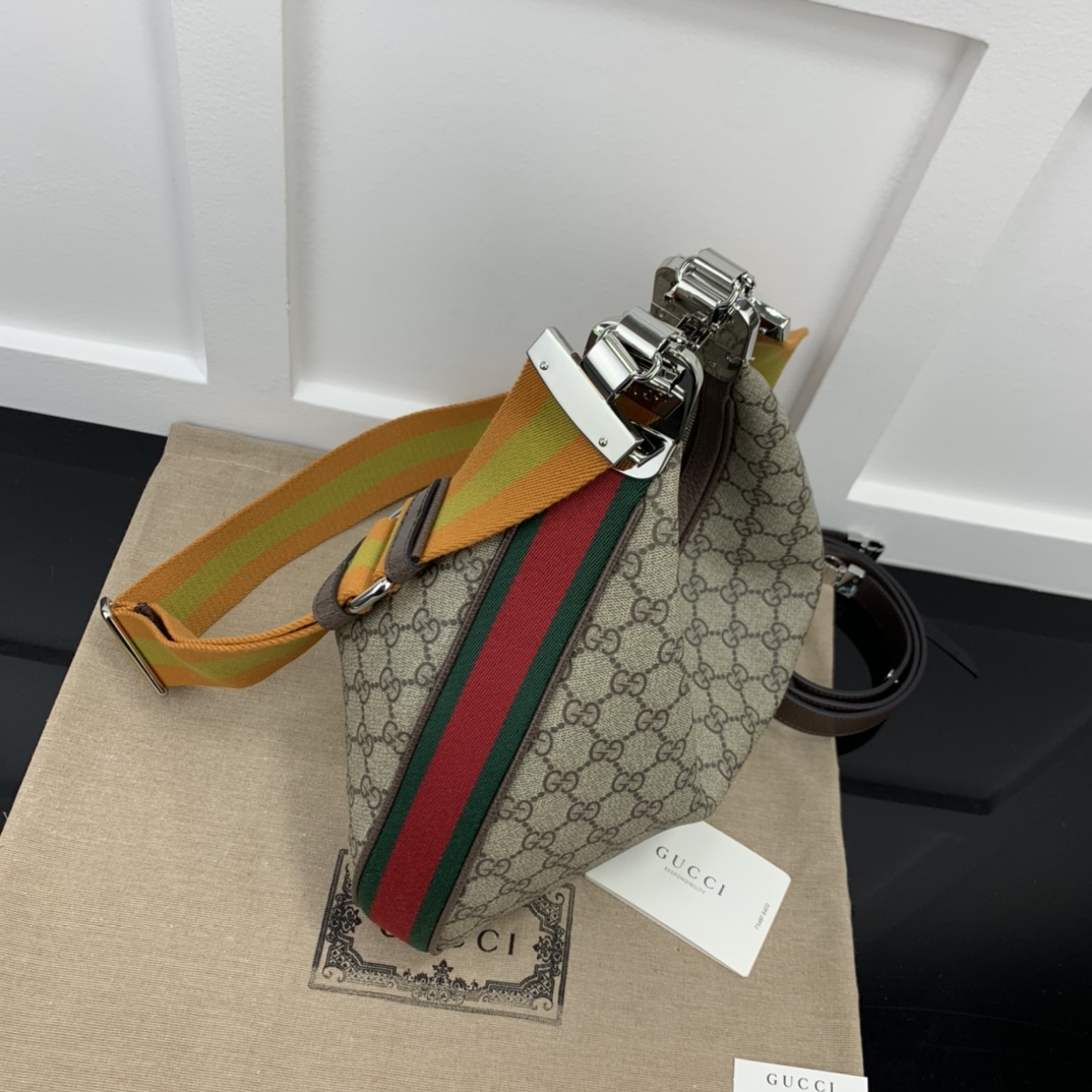 Gucci Hobo Bags